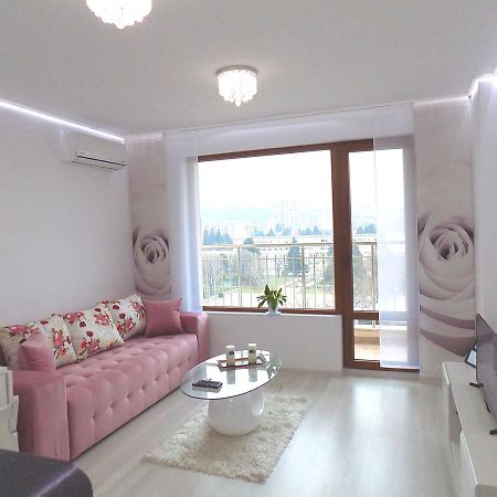 Apartment Silvi Varna Esterno foto